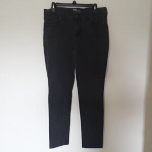 Old Navy The Diva, Black, Ladies Size 12 Jeggings